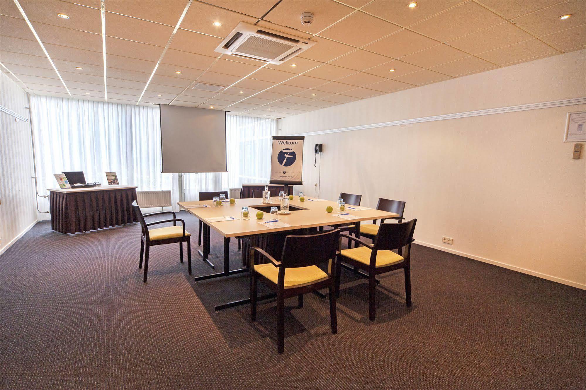 Fletcher Hotel-restaurant De Scheperskamp 4*