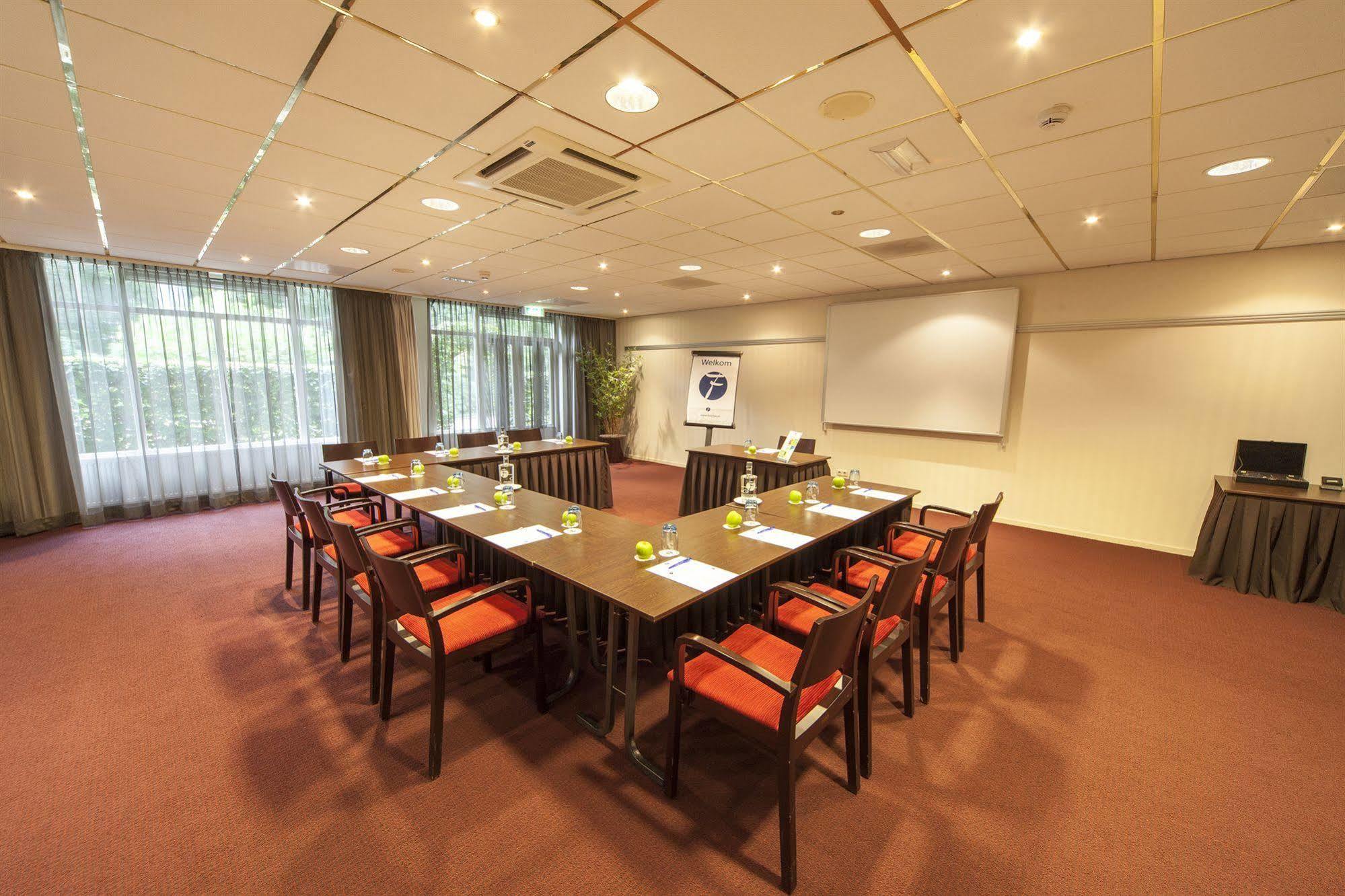 Fletcher Hotel-restaurant De Scheperskamp 4*